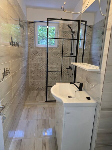 Titan, chiar pe Barajul Lotru, 5 minute metrou, parc IOR, bloc mixt